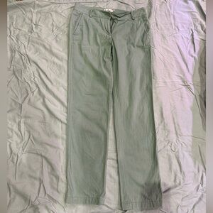 L.L. Bean Sage Green Signature Cotton khaki pants size 6